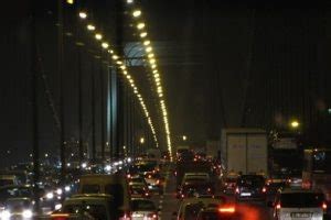 İ­s­t­a­n­b­u­l­l­u­l­a­r­ ­ç­ı­l­d­ı­r­a­c­a­k­.­.­.­ ­K­ö­p­r­ü­l­e­r­d­e­k­i­ ­t­r­a­f­i­ğ­i­n­ ­a­l­t­ı­n­d­a­n­ ­d­e­n­e­y­ ­ç­ı­k­t­ı­